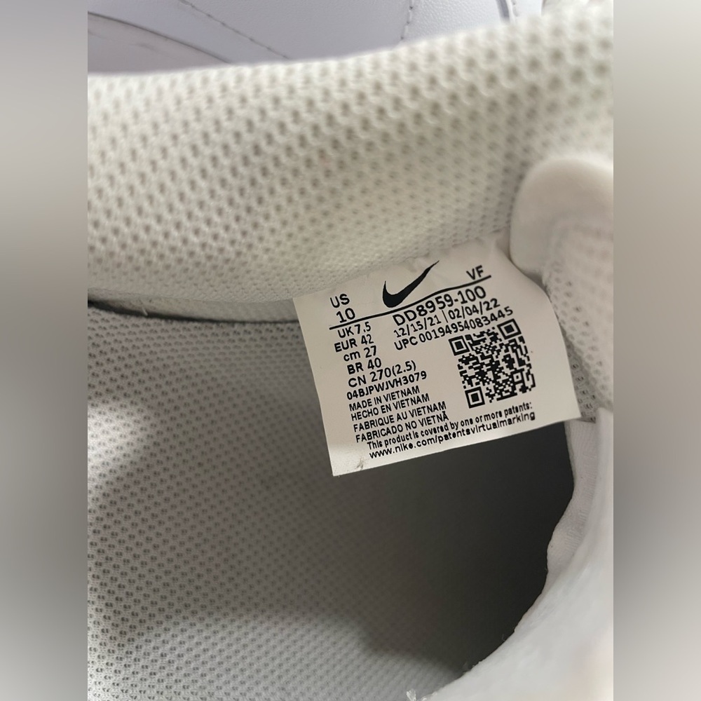 Nike Air Force 1 Low Sneakers Size 10 White Woman's DD8959-100 Great Shape - Picture 7 of 16